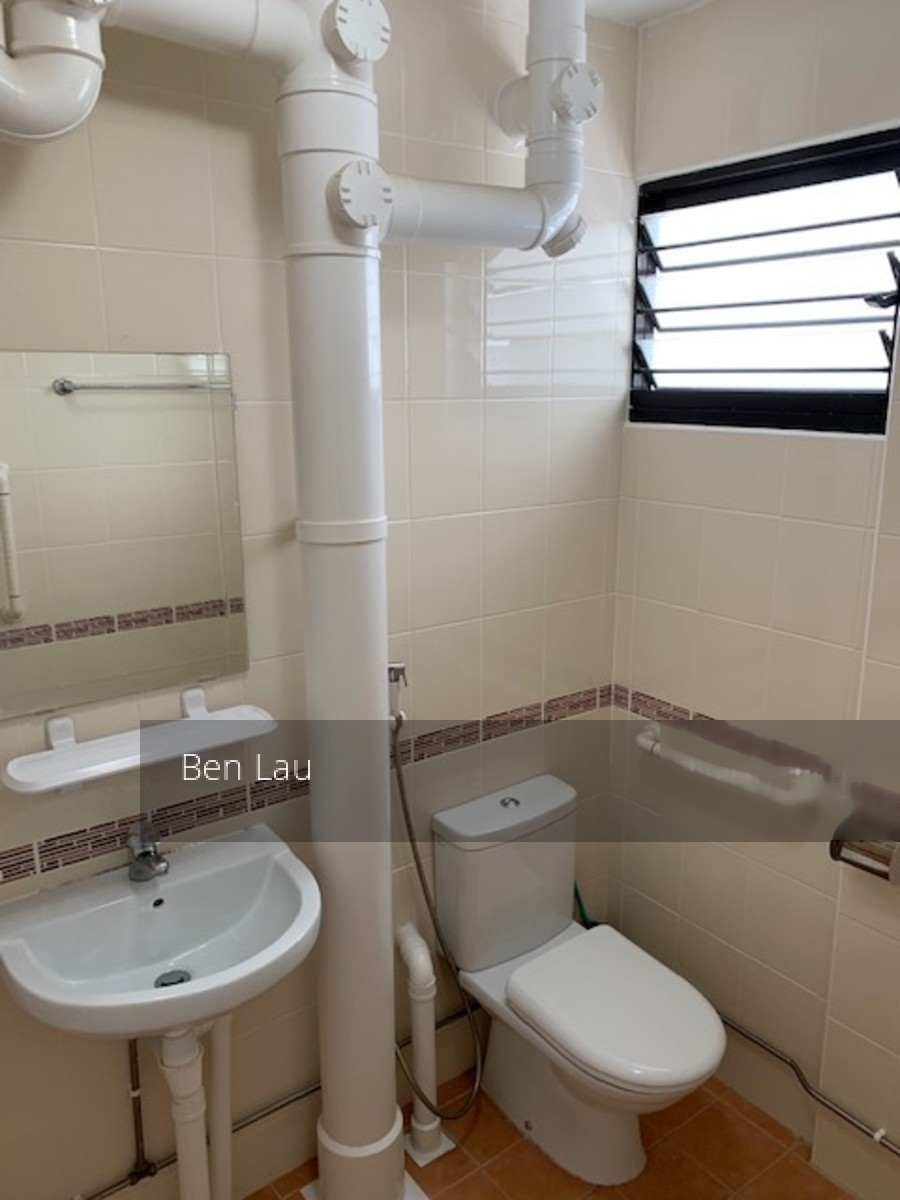 Blk 106 Jurong East Street 13 (Jurong East), HDB 5 Rooms #201515842